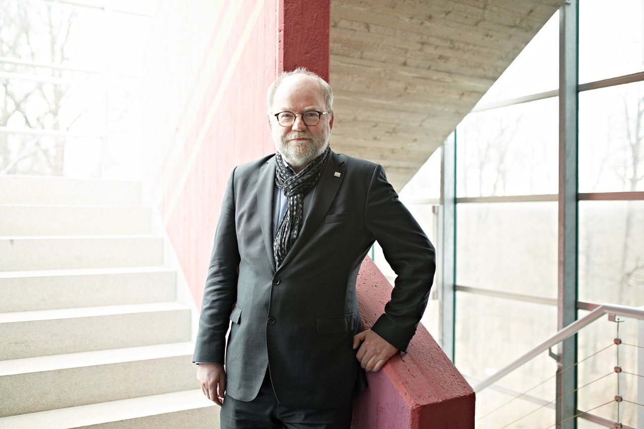 Professori Michael Bargende